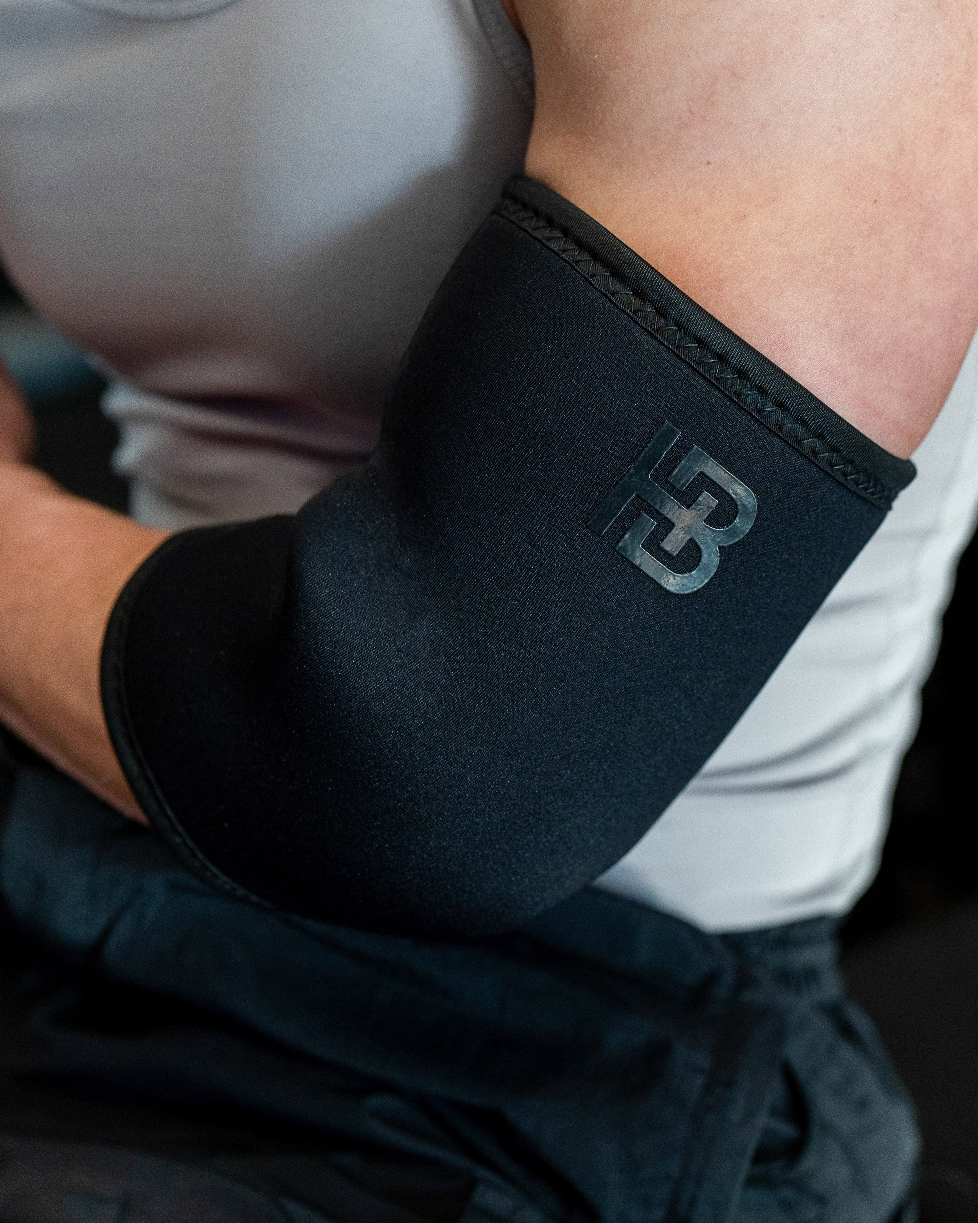 Elbow Sleeves 7mm Black