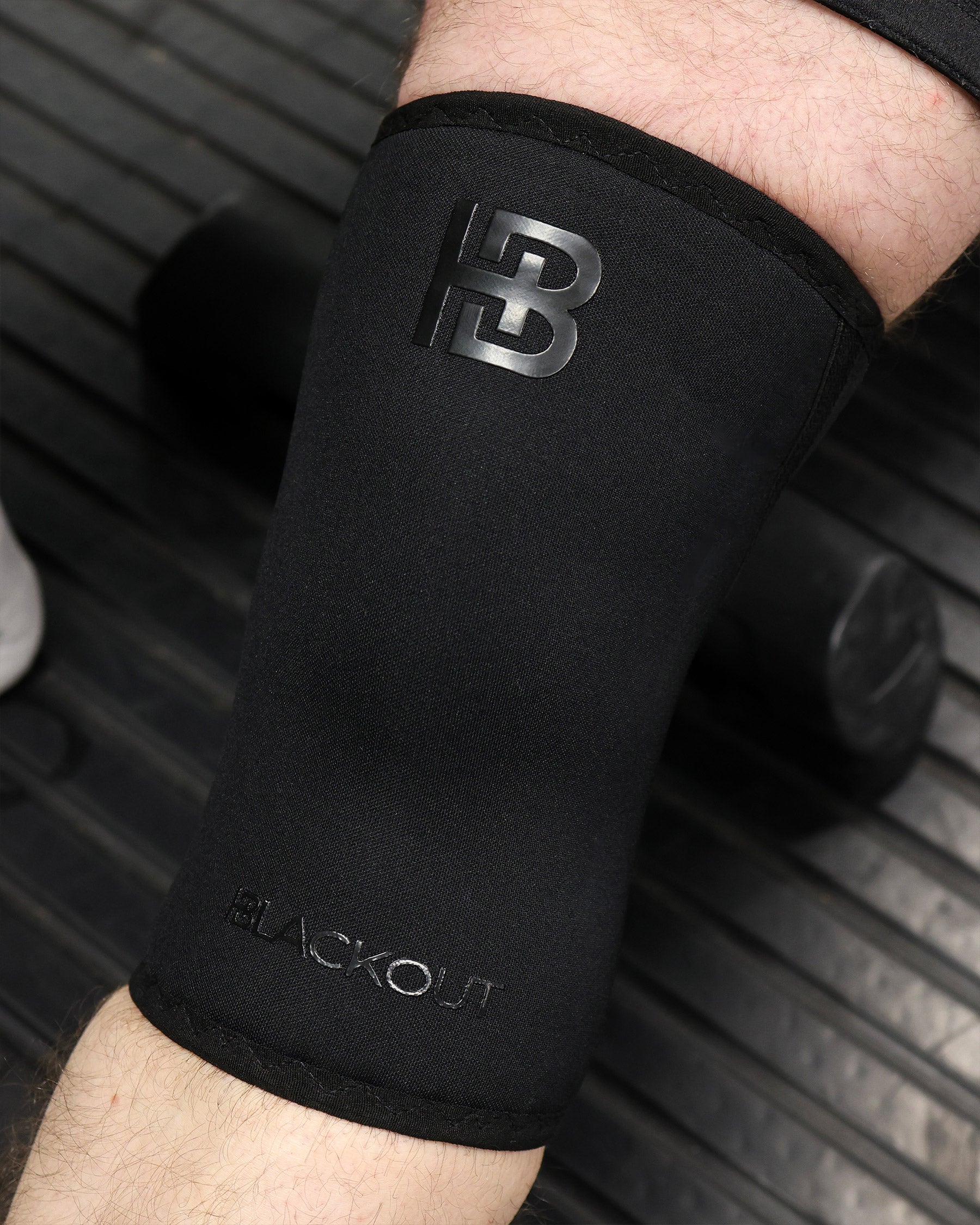 MVPRO Knee Sleeves 7mm Blackout – Hardbody
