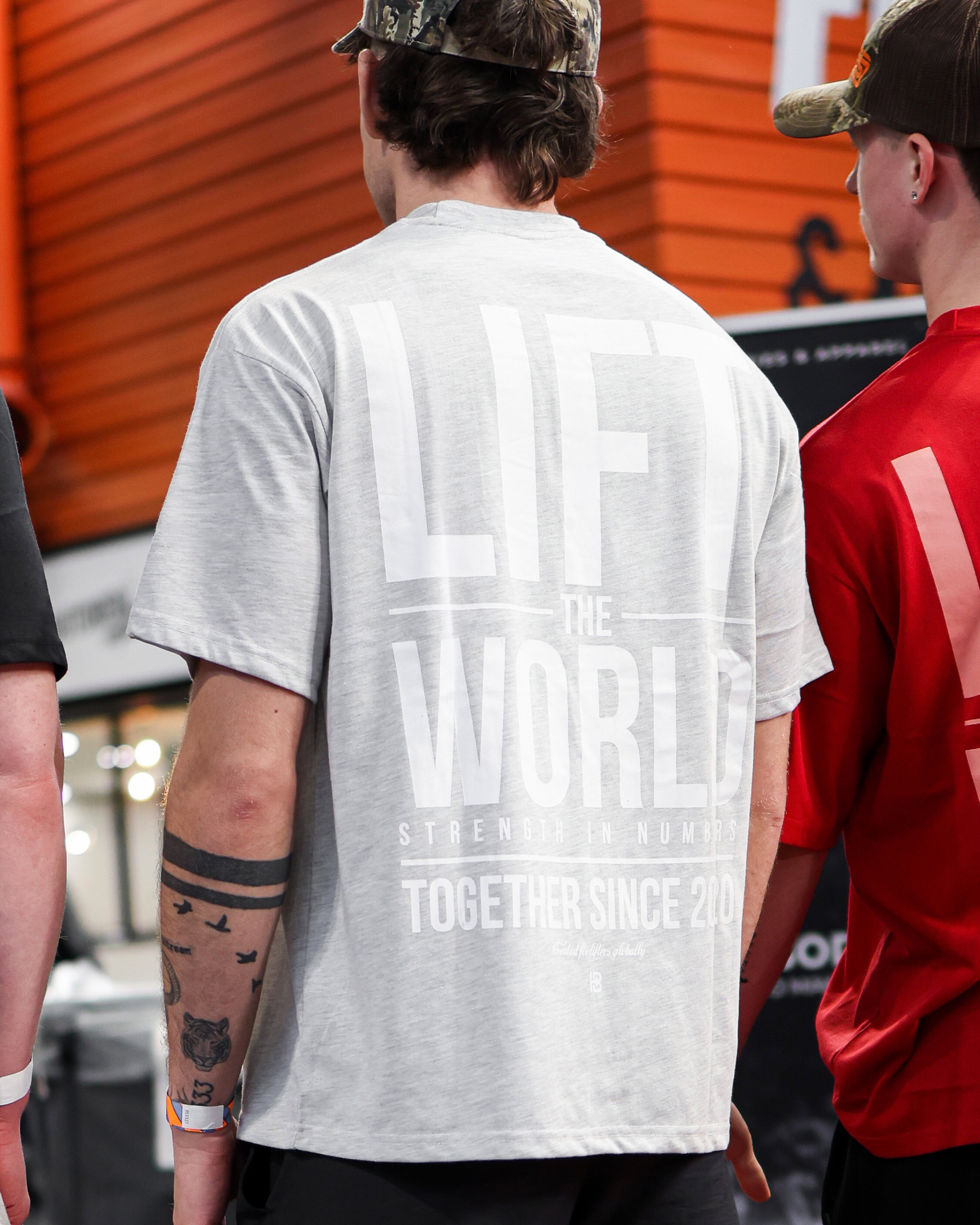 Lift The World T-Shirt Grey